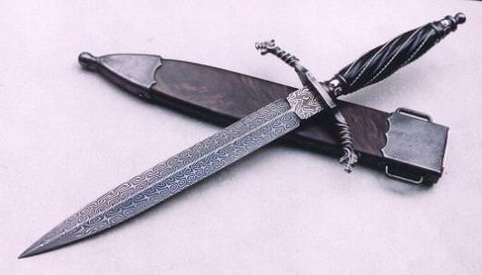 خنجر فولاد دمشقی