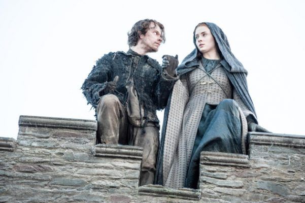 Theon-and-Sansa-jump-Official-HBO-630x419